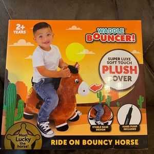 Waddle Bouncer, Lucky the horse.